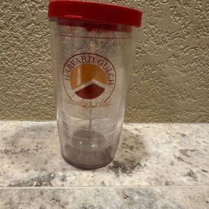 Harvard Gulch Country Club Tervis Water Bottle Travel Mug 16 Oz Red lid